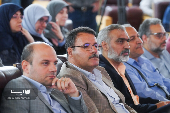 مراسم رونمایی از روزشمار سیره نبوی