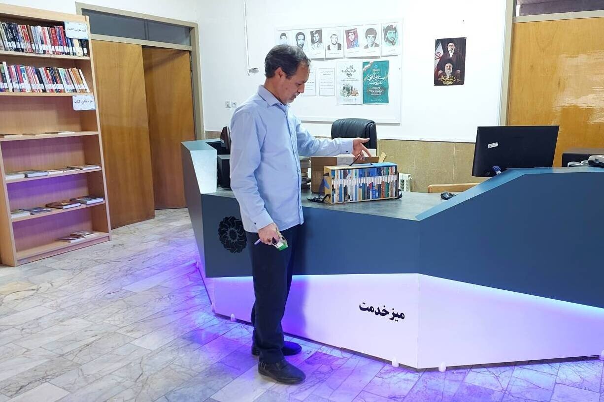 اهدای مجموعه «ره‌نامه»؛ بستری برای شکل‌گیری حلقه‌های مطالعاتی در گرمه