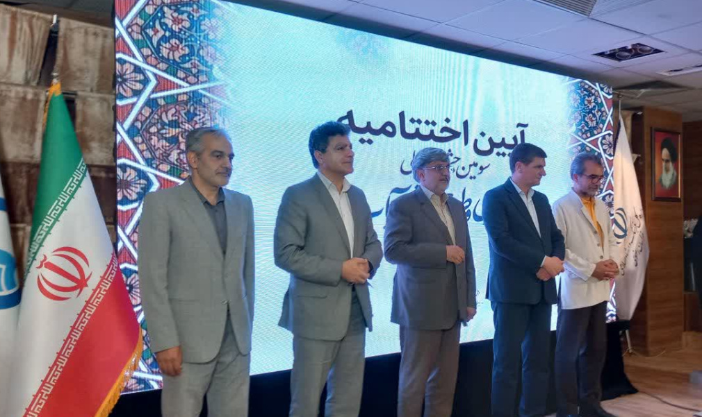 معرفی برگزیدگان جشنواره طراحی سنتی آیات/ از جشنواره‌های قرآنی حمایت می‌شود