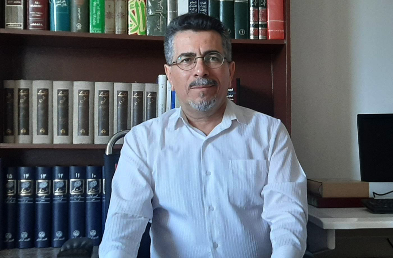 افراد شیفته نظریهپردازی، هرگز فرهنگنویس نمیشوند افراد شیفته نظریهپردازی، هرگز فرهنگنویس نمیشوند
