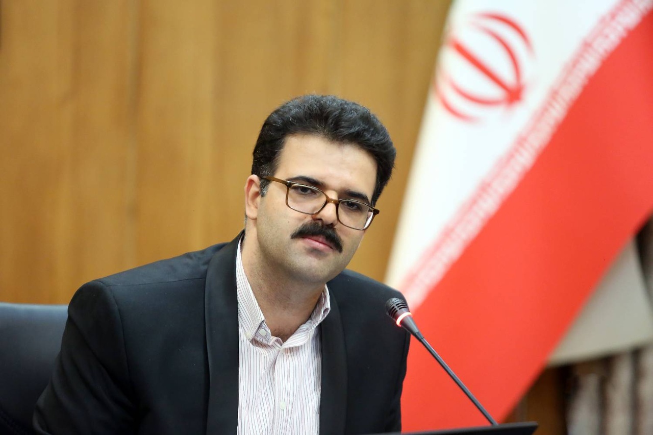 ضرورت بازگشت دست‌نویس‌های نوین به متن مطالعات آرشیوی