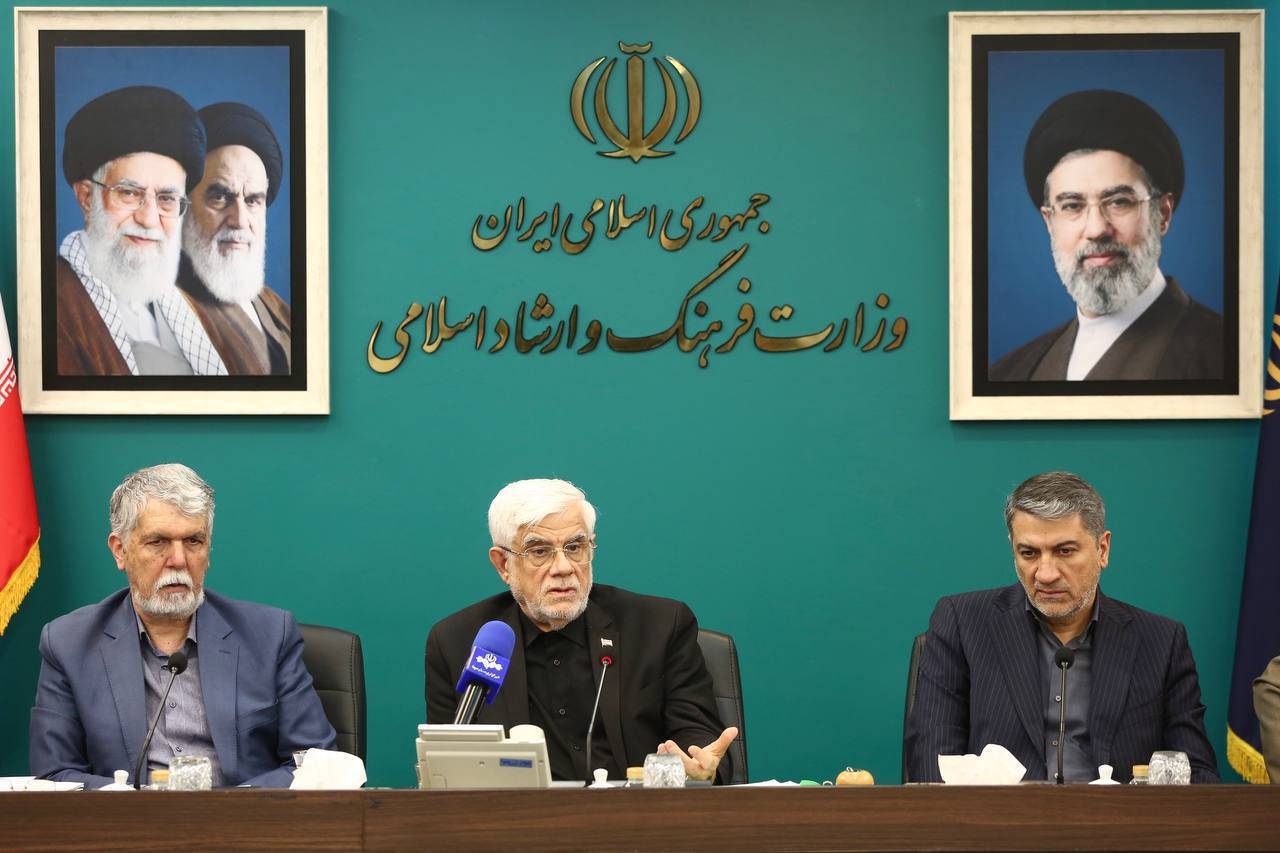 بازدید معاون اول رئیس جمهور از وزارت فرهنگ