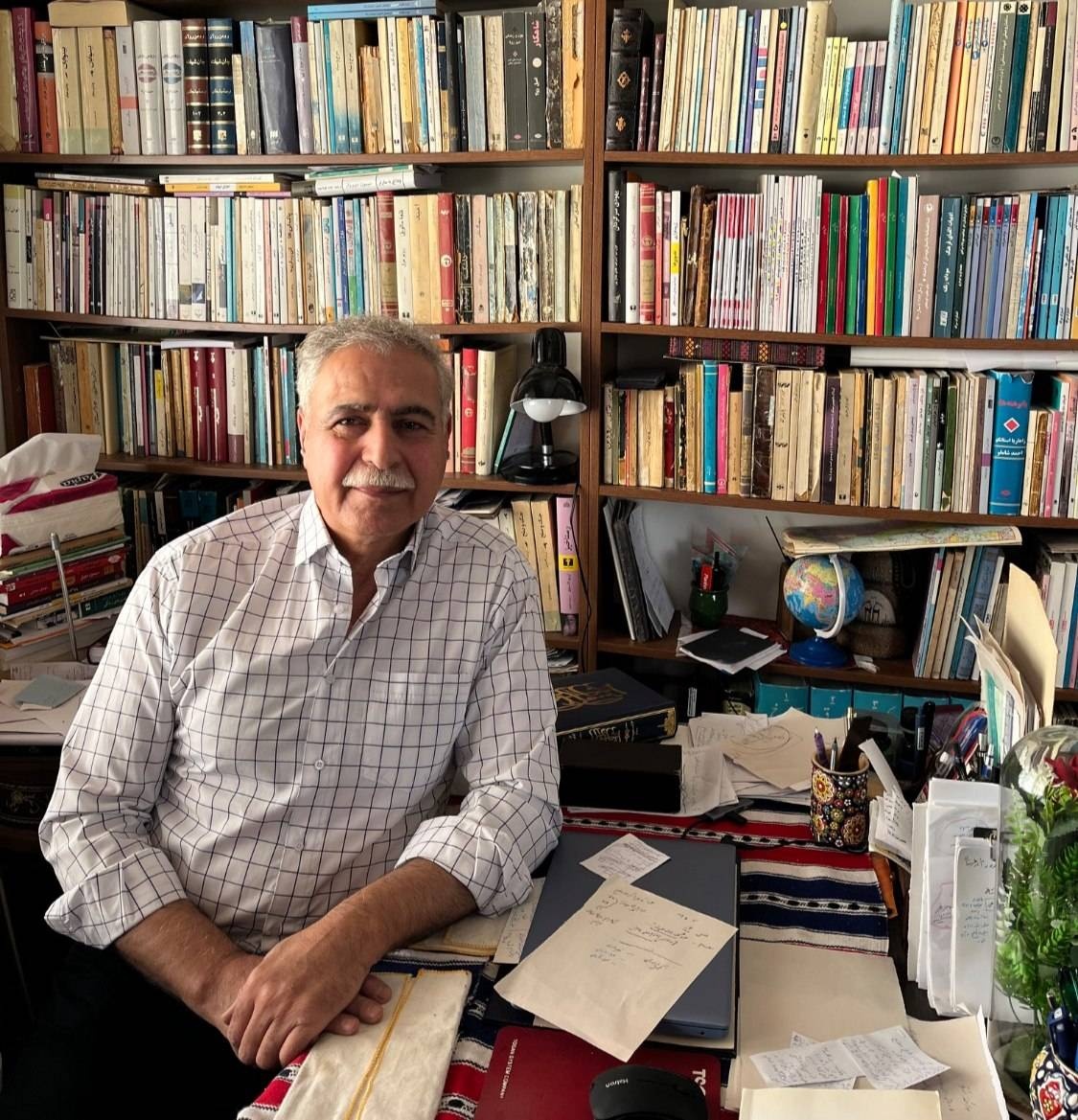 واکاوی فصاحت و مضامین آثار لاهوتی