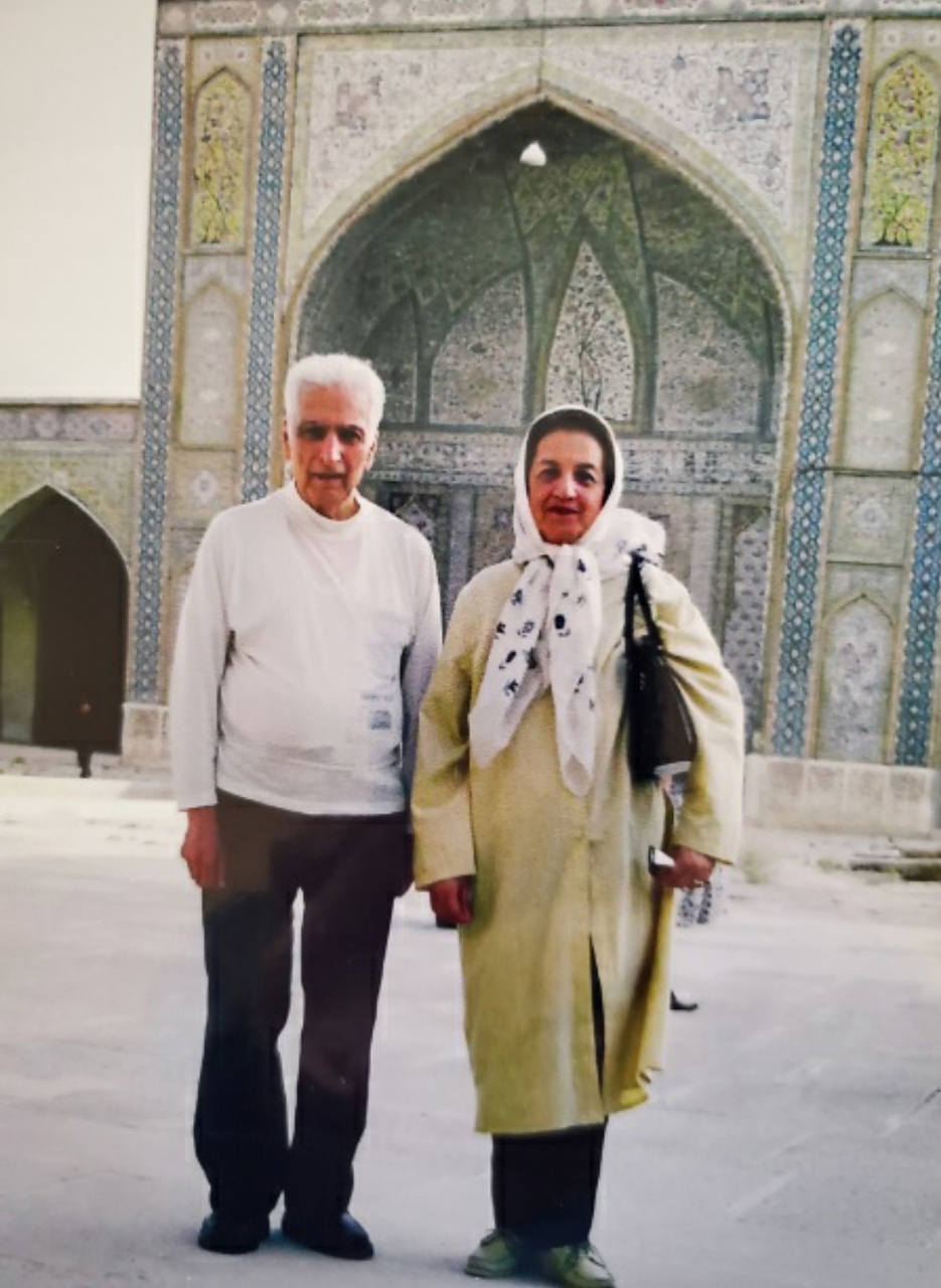 بانی و پاسدار فرهنگ و تمدن