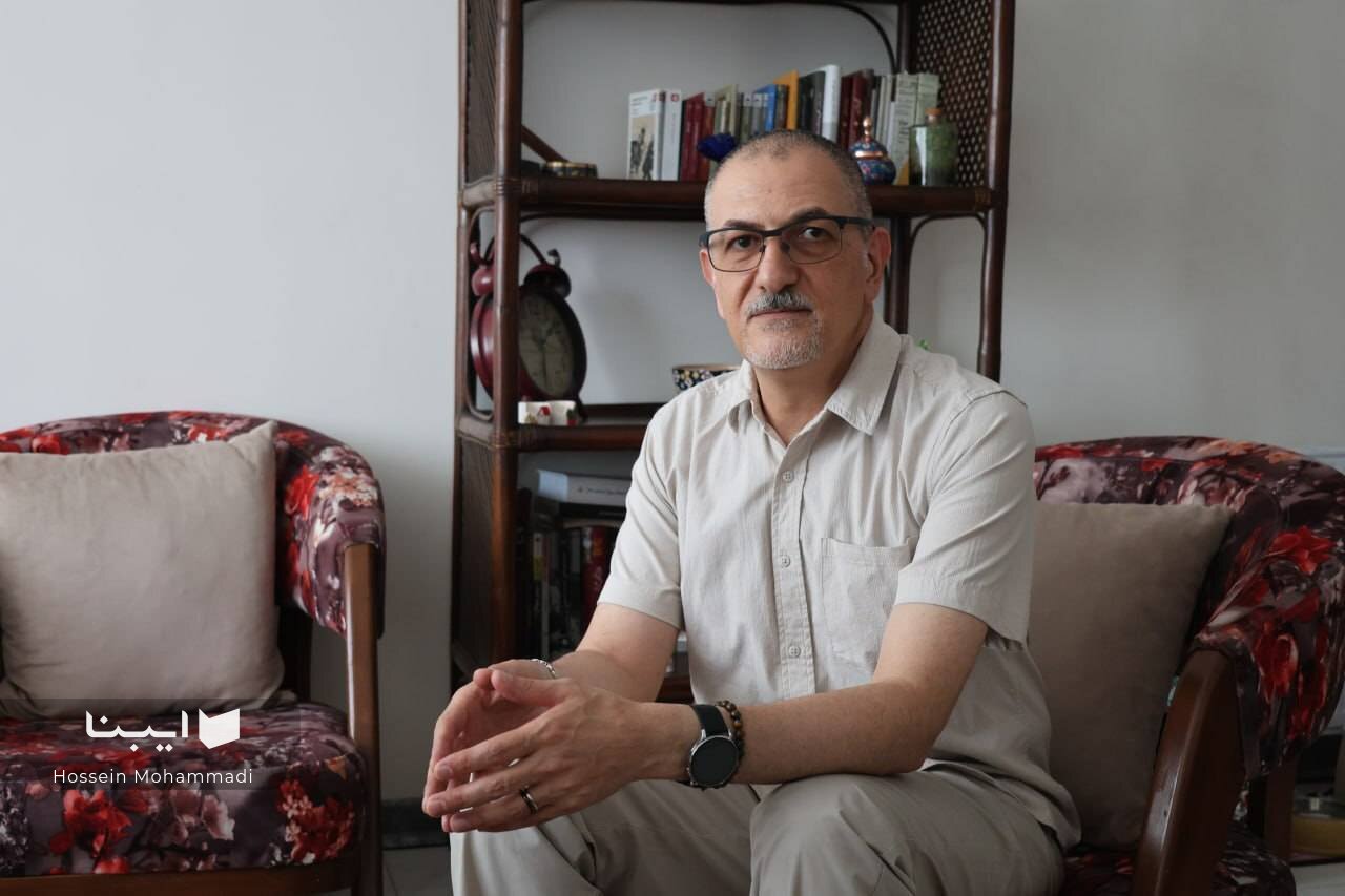 خودم را موقع ترجمه دوست ندارم