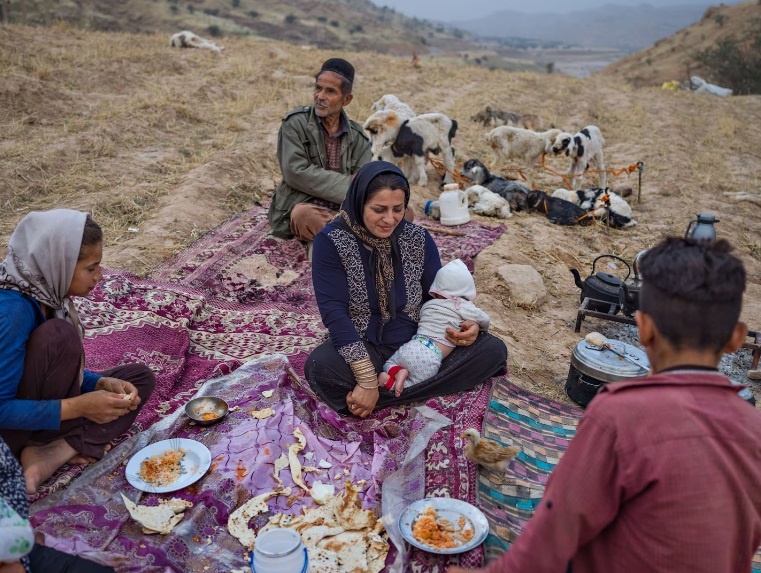 چتر ایمن خانواده عشایری