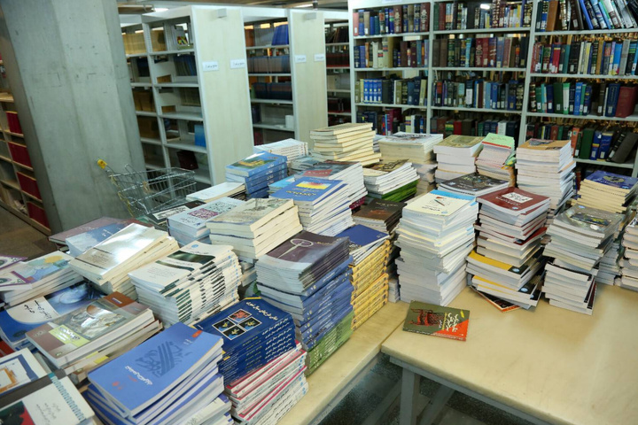 بیش از ۲۲ هزار جلد کتاب به کتابخانه‌های عمومی هرمزگان اهدا شد