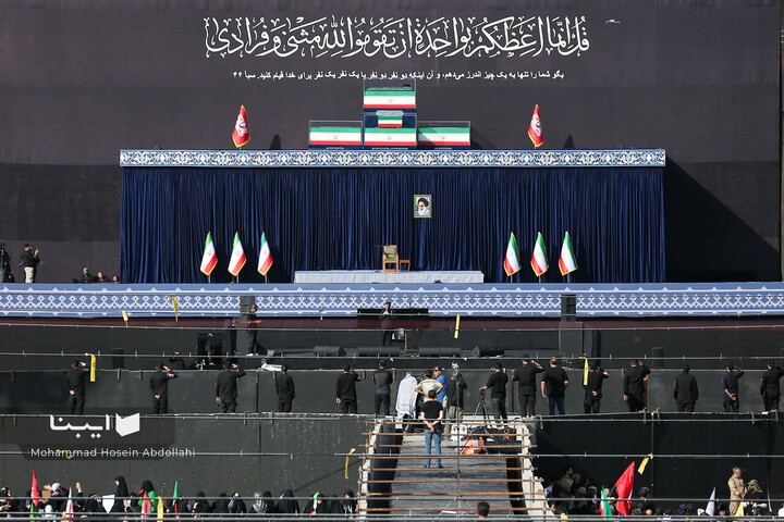 مراسم وداع با رهبر شهید