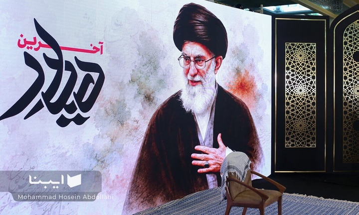 ما شاعران انقلاب پدر از دست دادیم
