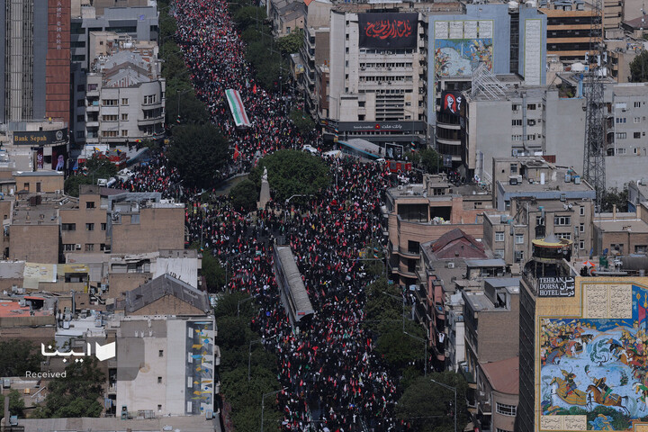 تشییع پیکر مطهر رهبر شهید انقلاب در تهران
