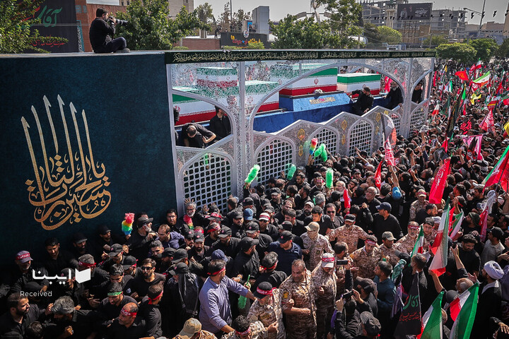 تشییع پیکر مطهر رهبر شهید انقلاب در تهران