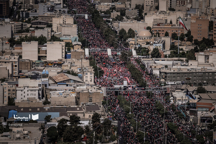 تشییع پیکر مطهر رهبر شهید انقلاب در تهران