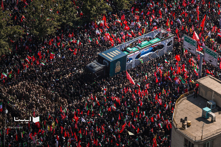 تشییع پیکر مطهر رهبر شهید انقلاب در تهران