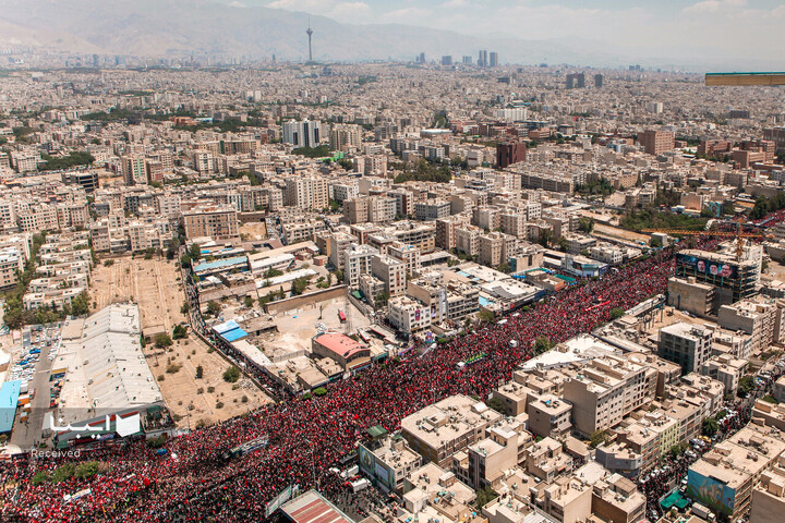 تشییع پیکر مطهر رهبر شهید انقلاب در تهران
