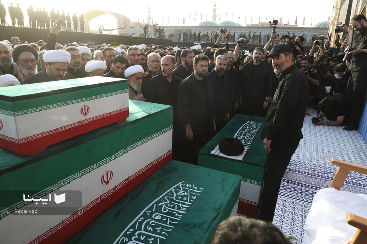 تشییع پیکر مطهر رهبر شهید انقلاب در قم