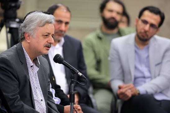 روایت «محمدکاظم کاظمی» از حضور در دیدارهای شاعران با «رهبرشهید» روایت «محمدکاظم کاظمی» از حضور در دیدارهای شاعران با «رهبرشهید»