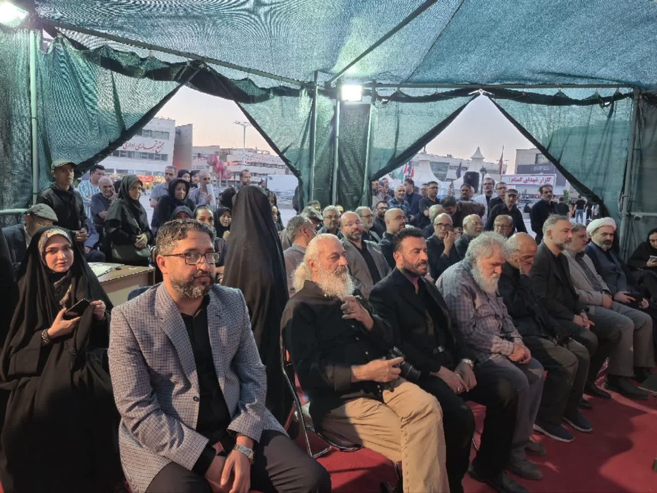 خیمه «هنر و رسانه» در مشهد افتتاح شد خیمه «هنر و رسانه» در مشهد افتتاح شد