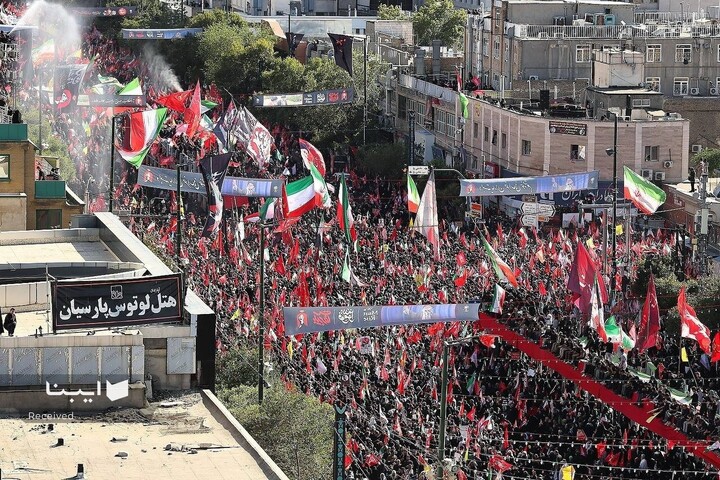 تشییع پیکر مطهر رهبر شهید انقلاب در مشهد