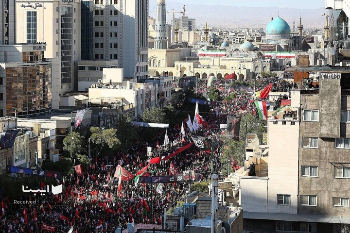 تشییع پیکر مطهر رهبر شهید انقلاب در مشهد