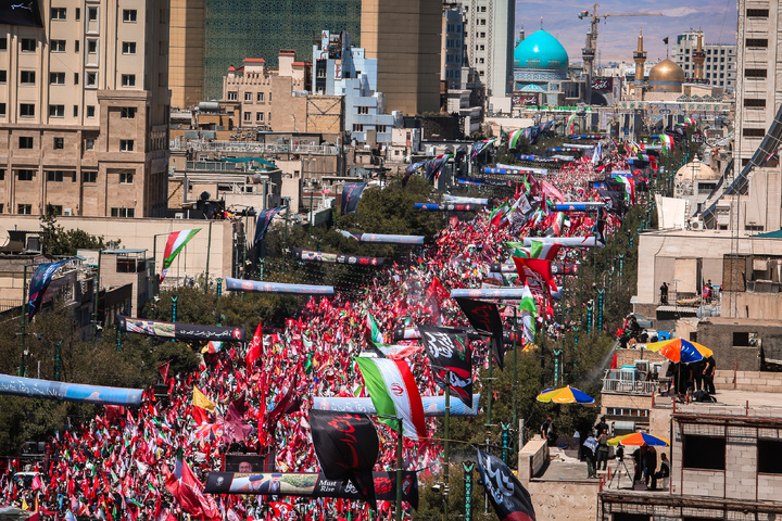 تشییع پیکر مطهر رهبر شهید انقلاب در مشهد