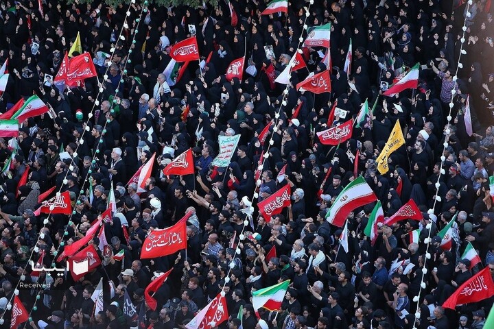 تشییع پیکر مطهر رهبر شهید انقلاب در مشهد