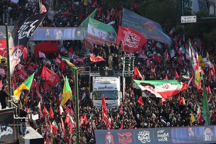 تشییع پیکر مطهر رهبر شهید انقلاب در مشهد