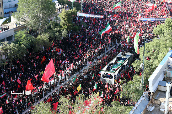تشییع پیکر مطهر رهبر شهید انقلاب در مشهد