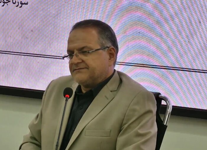 هشت ویژگی زبان فارسی از نگاه رهبر شهید
