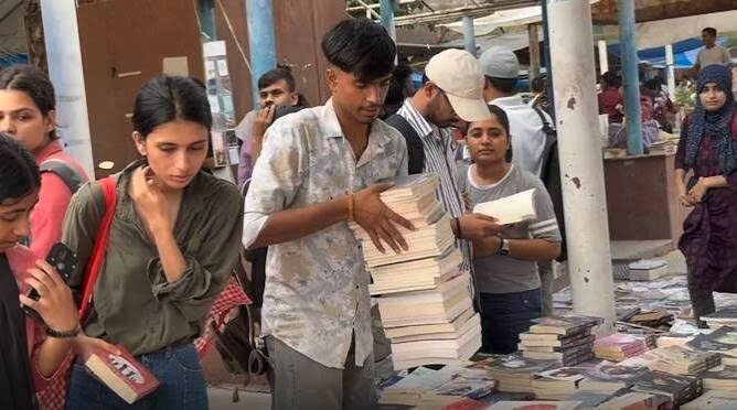 چگونه یک بازار هفتادساله، دهلی را کتاب‌خوان کرد؟