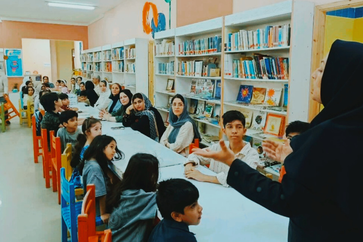 «باشگاه کتابخوانی خانواده» در بندرعباس
