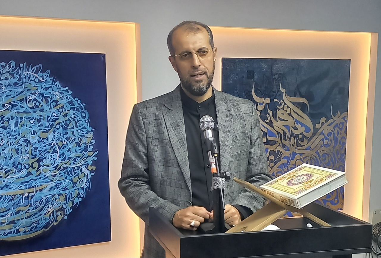 بازخوانی ۵۰ سال تاریخ جامعه اسلامی