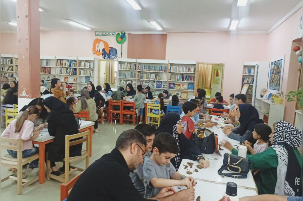 «باشگاه کتابخوانی خانواده» در بندرعباس