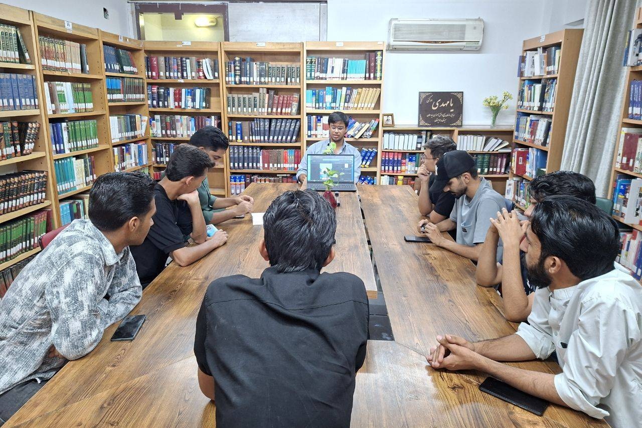آثار علی صفایی حائری بررسی شد