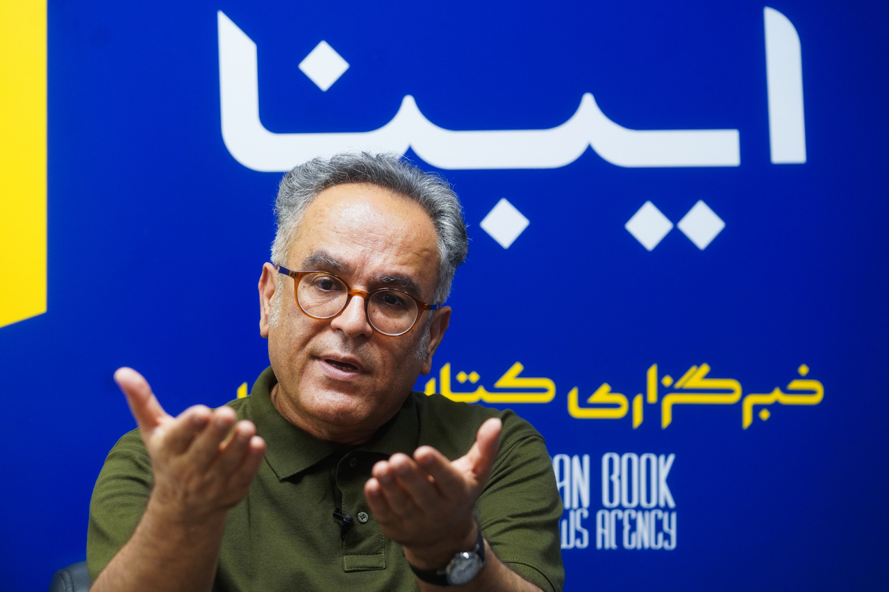 شاعران ایران درباره جنگ جهانی دوم چه شعرهایی سروده‌اند؟