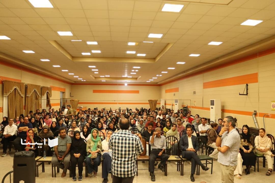 سی‌وپنجمین شب باشگاه کتاب‌خوانی شهرزاد در جهرم برگزار شد