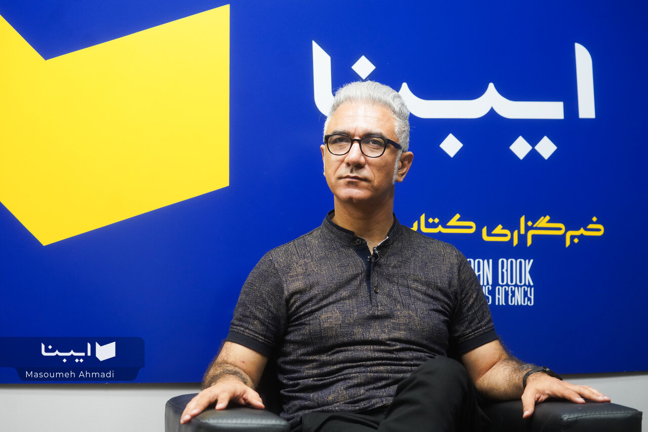 متفکر اکنون