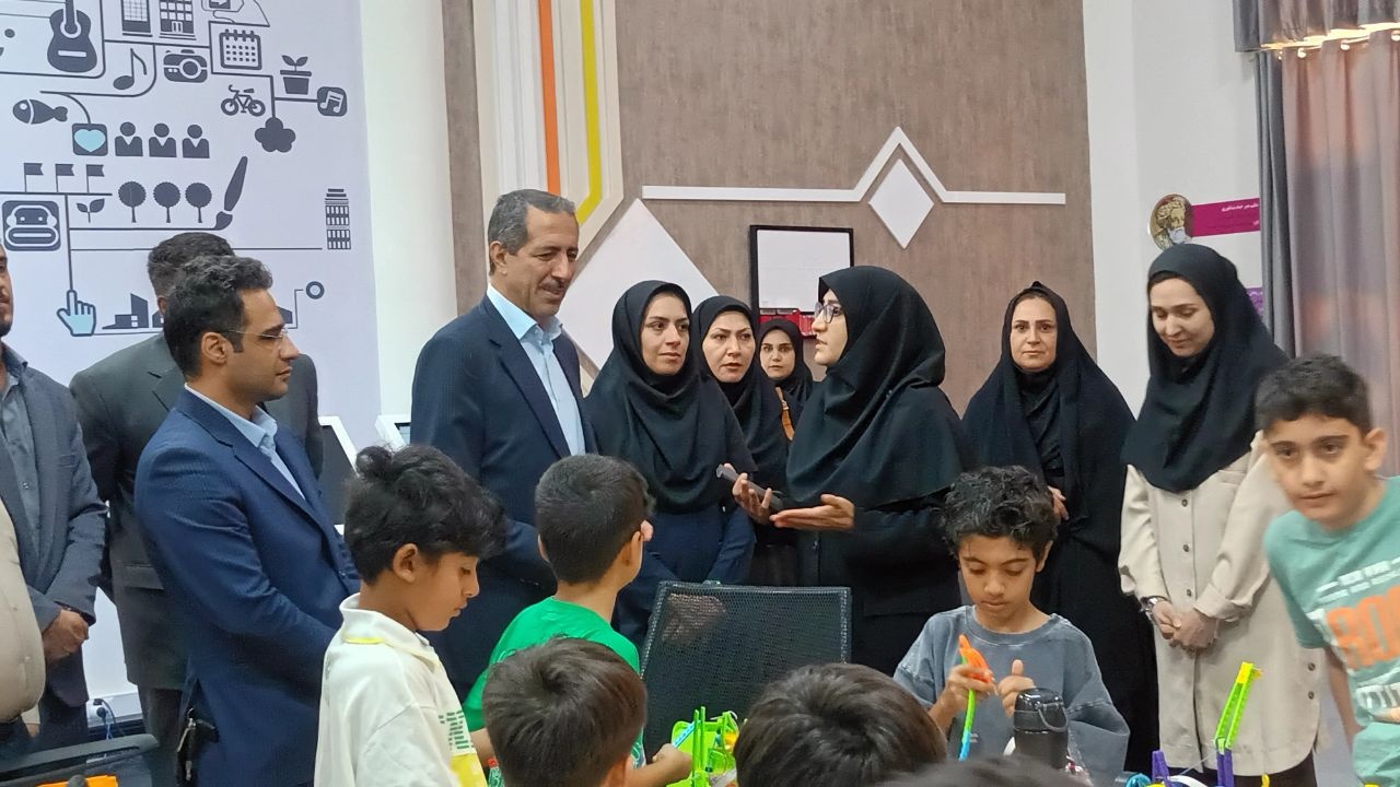 تکمیل فاز دوم کتابخانه مرکزی خرم‌آباد با منابع جدید