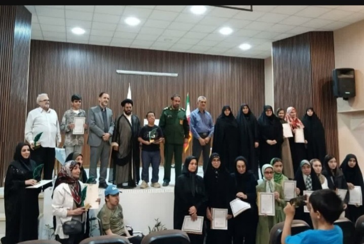 رونمایی از ۶ اثر نویسندگان دلیجان در آیین «سر این قلم سلامت»