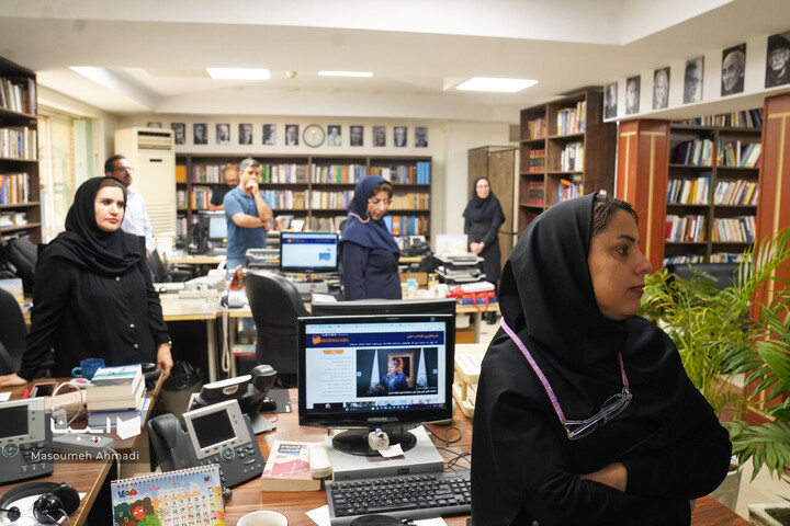 بازدید مدیرعامل خانه کتاب از تحریریه ایبنا