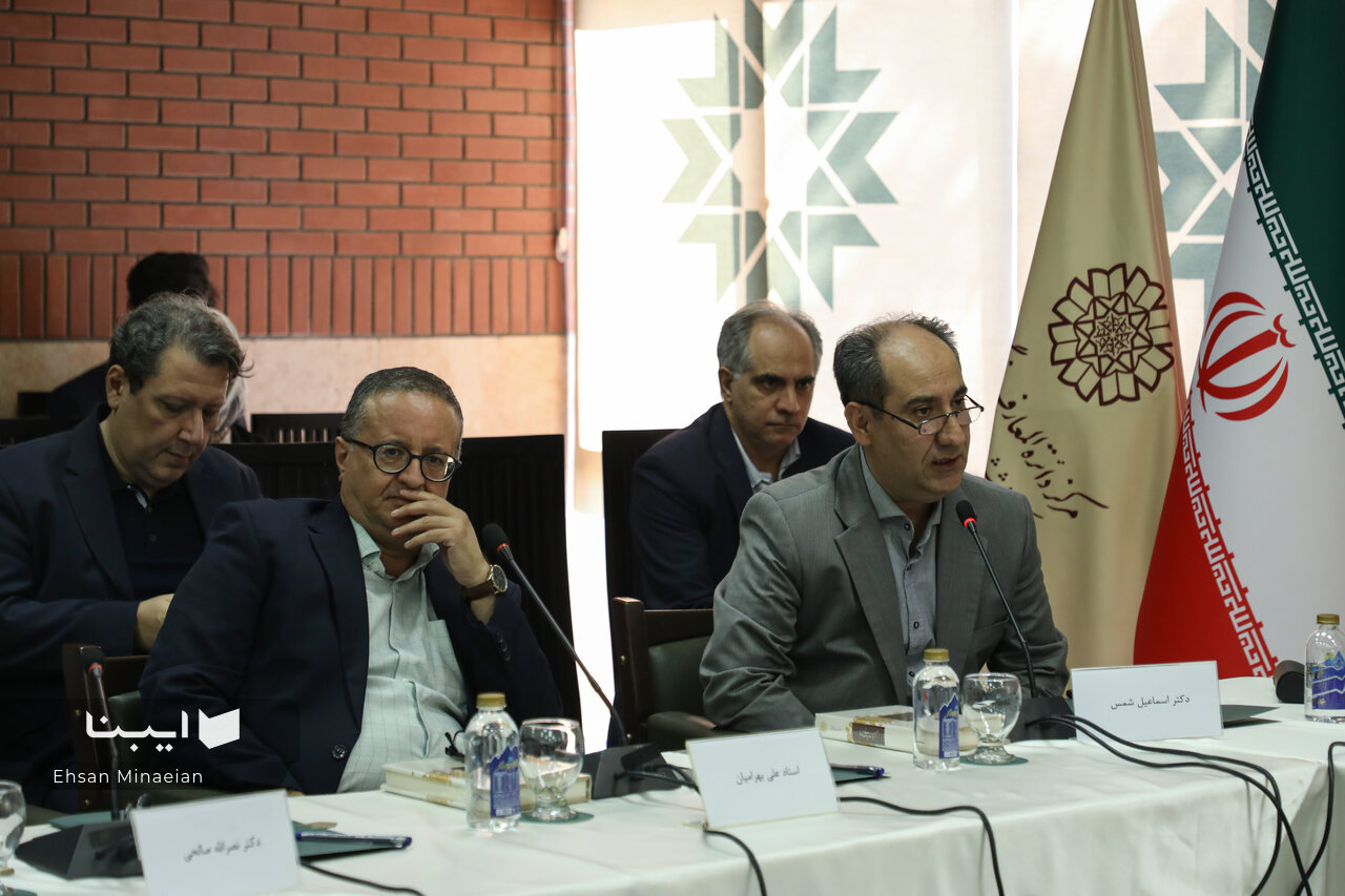 مشروطه در تفکر اسلامی ریشه دارد