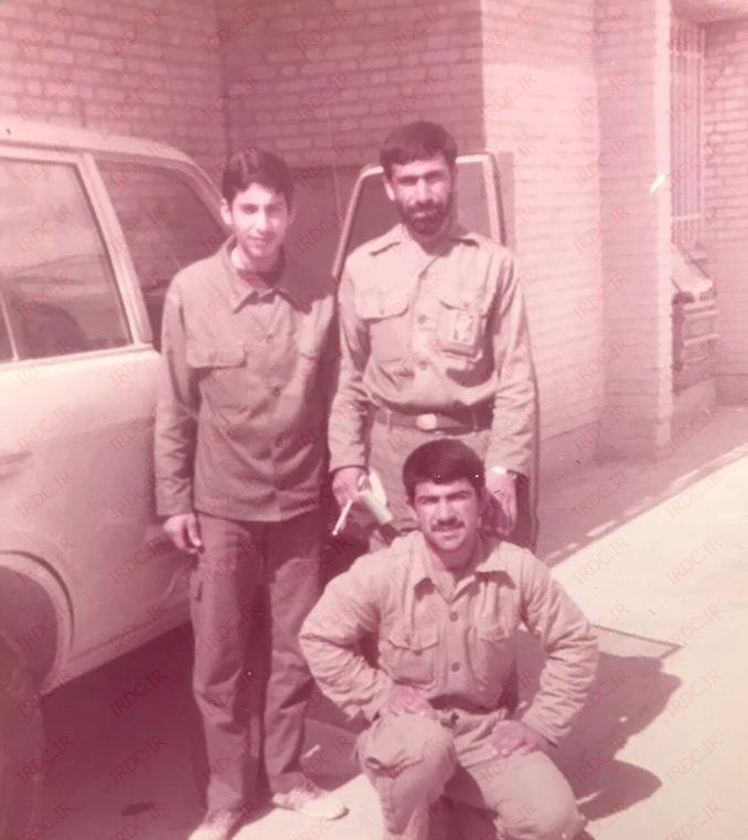 مردی که در تاریکی مسیر روشن را می‌شناخت