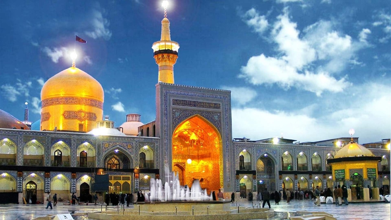 لزوم حرکت به سمت «تحلیل علمی و ساختاری» در کتاب‌های مرتبط با امام‌رضا(ع)