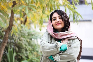رباب را از میان چمدانی پر از نامه پیدا کردم