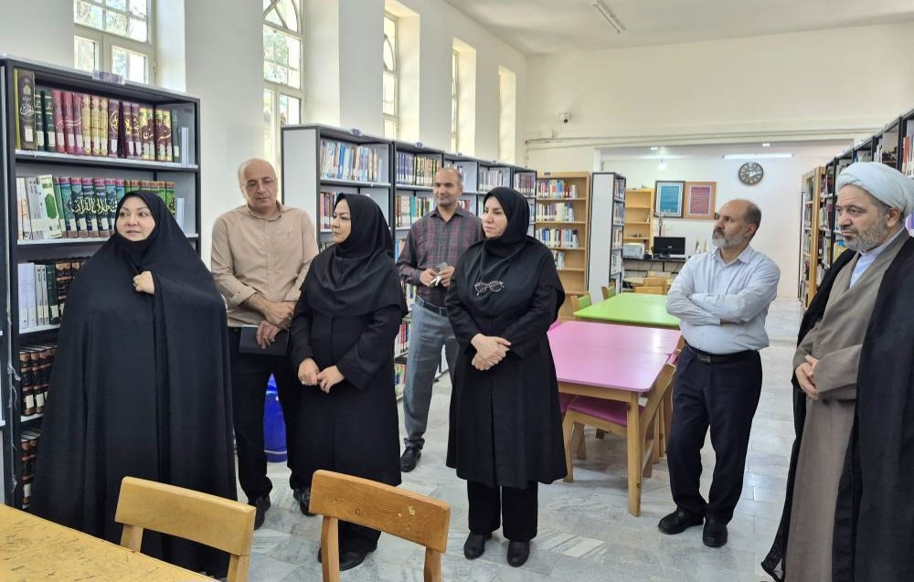 مشکلات کتابخانه شهید مجید شهریاری دهگلان بررسی شد