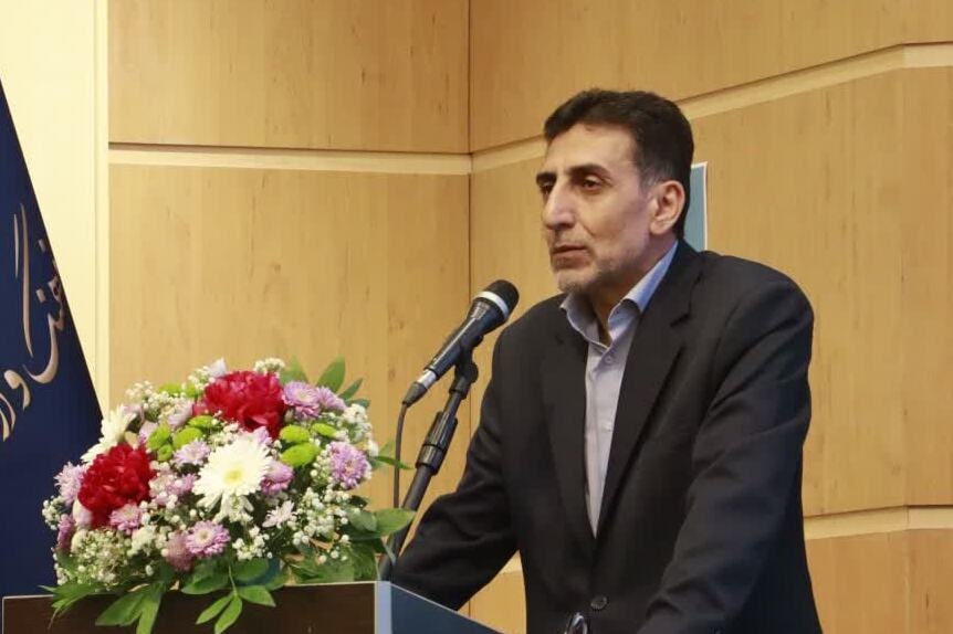 رونمایی از کتاب «چکامه‌های گنجنامه» در روز پاسداشت «روز همدان»