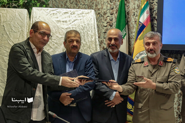 رونمایی پوستر رویدادهای ادبی دفاع مقدس