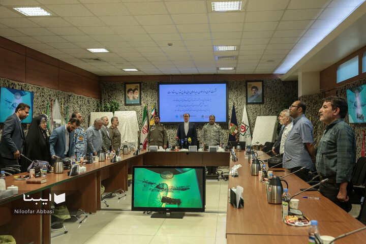 رونمایی پوستر رویدادهای ادبی دفاع مقدس