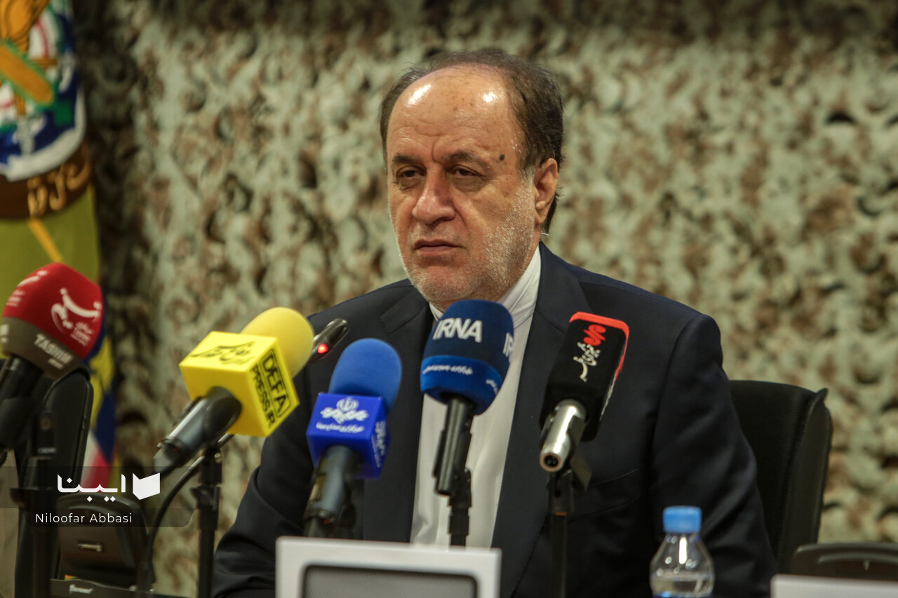ایران باید میدان روایت شود