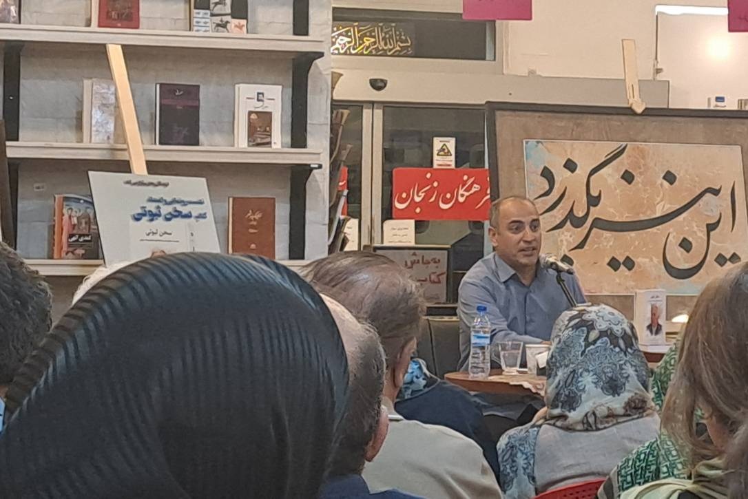 تاریخ زنجان باید با ثبت زندگی مفاخر علمی و فرهنگی به نسلهای آینده منتقل شود