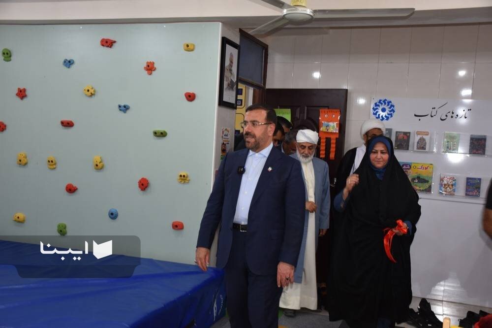 افتتاح کتابخانه شیخ ابونجمی شهرستان خنج
